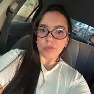 Prof. Camila Souza